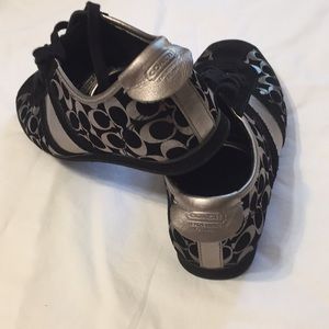 Coach sneakers size 8